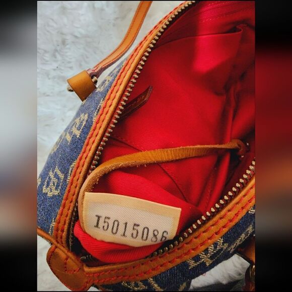 Donney & Bourke  - Picture 13 of 16